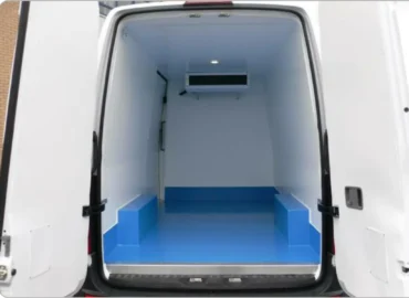 Freezer van rental in Dubai