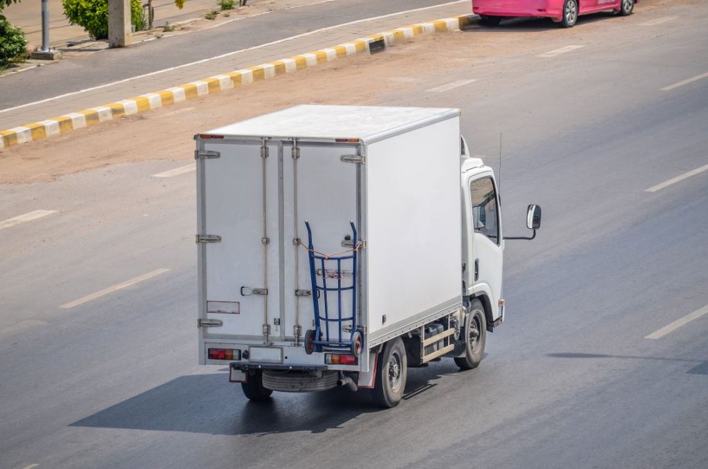 delivery van in Dubai